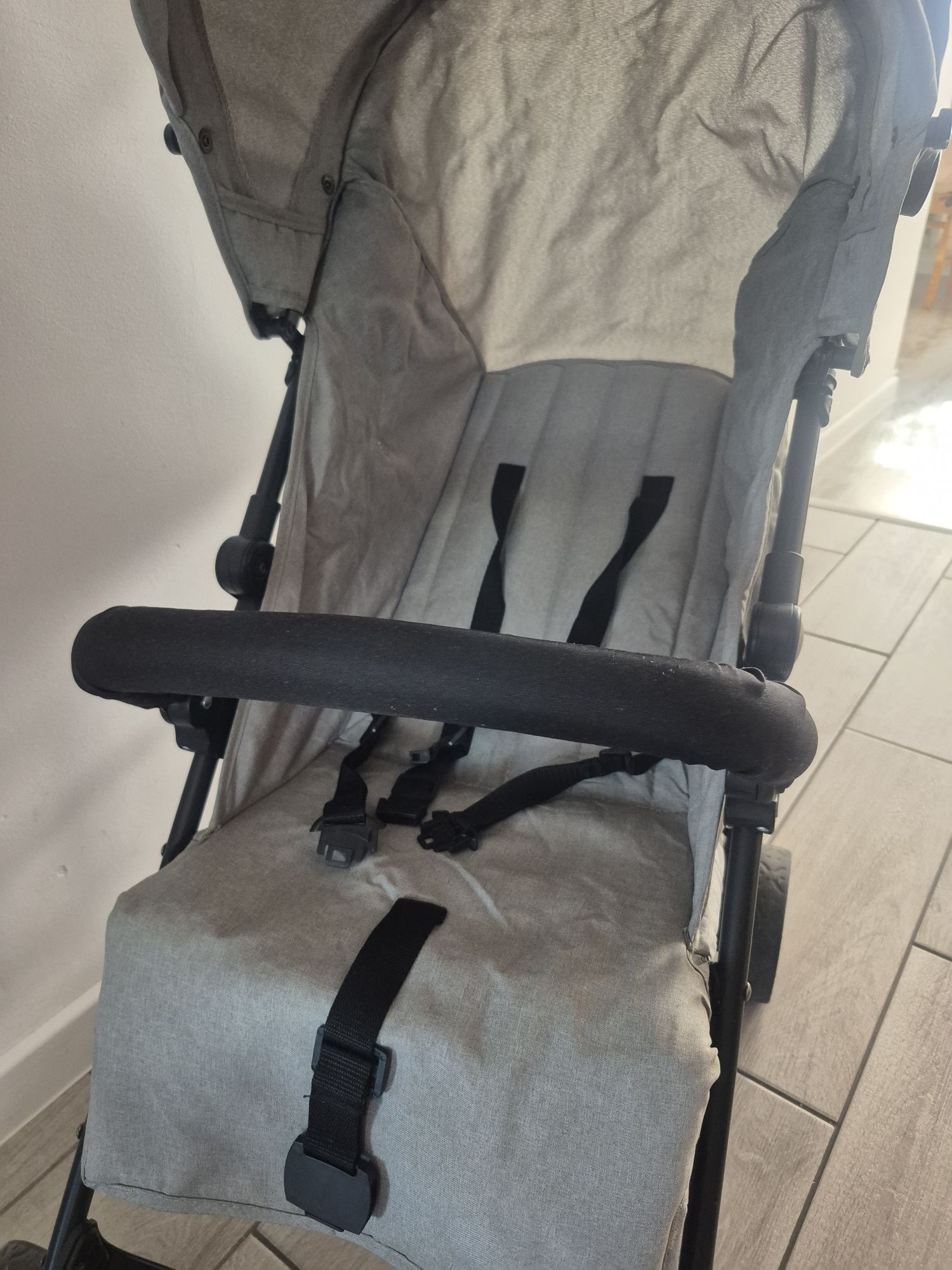 Wózek spacerowy parasolka Topmark do 22 kg