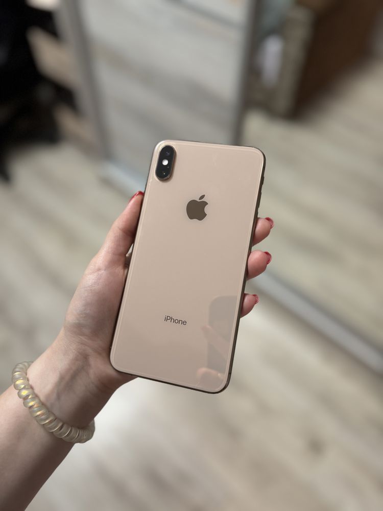 Продам iPhone XSmax