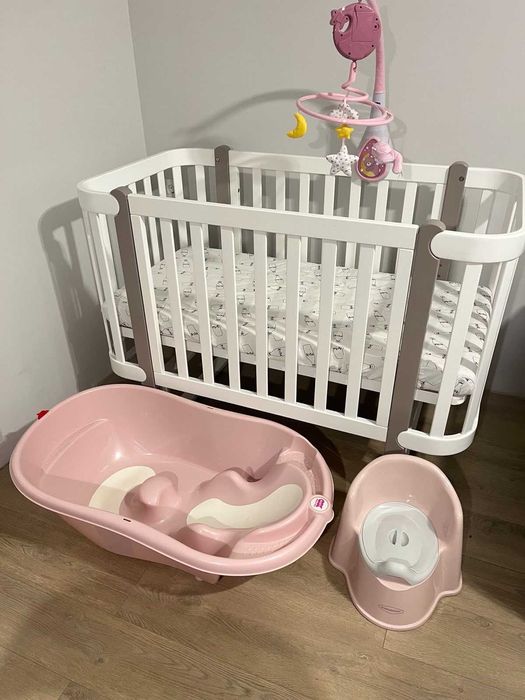 Дитяче ліжечко, ваночка для купання та горщик. Ліжечко нове