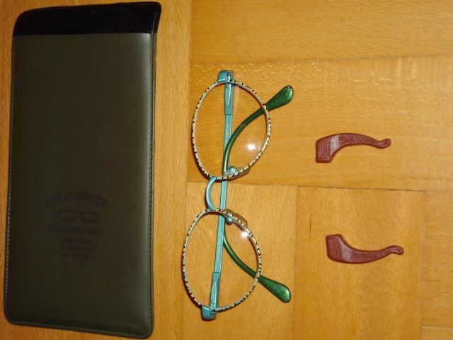 Niemieckie oprawki dziecięce do okularów, stan idealny.