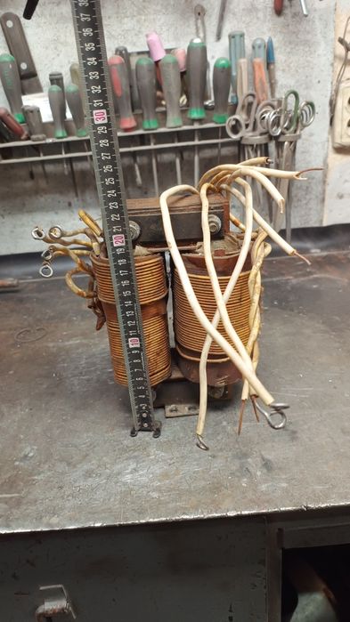 Трансформатор зарядно-пускового устройства. Зарядное устройство