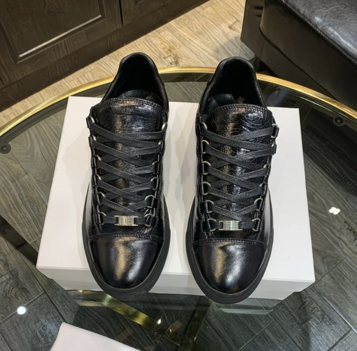 Balenciaga Arena size 45
