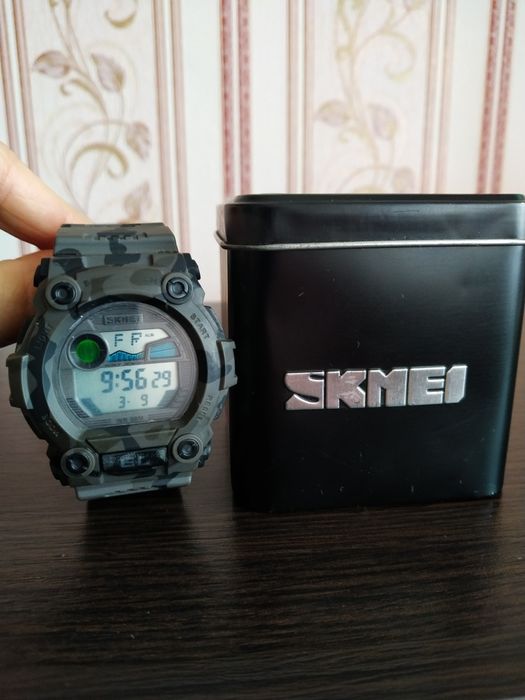 Годинник спортивний Skmei 1633, сірий камуфляж, в металевому боксі