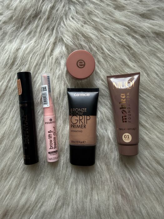 Zestaw kosmetyków do makijażu Catrice, Essence, Niuqi