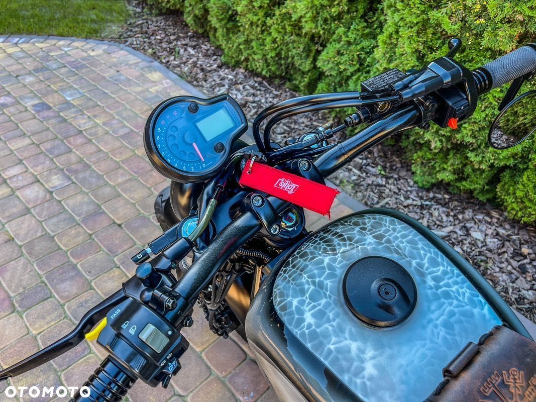 Hyosung Aquila GV 125 S KAT.B zarejestrowany 8.6k km