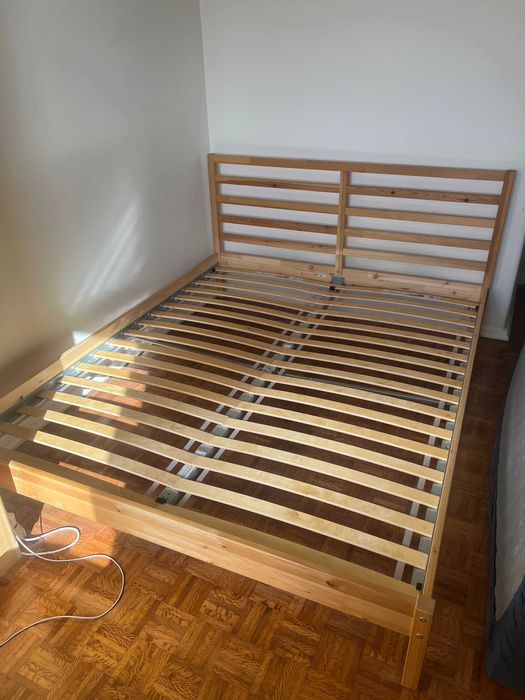 IKEA cama TARVA e estrado LUROY