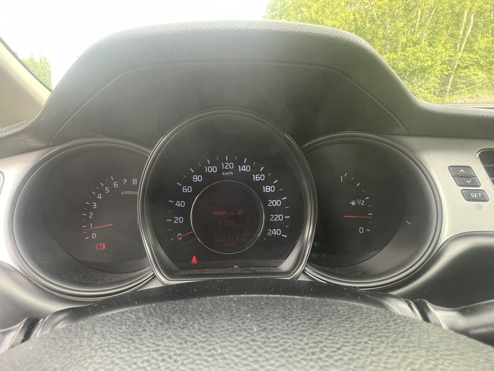 Sprzedam kia ceed 1,4