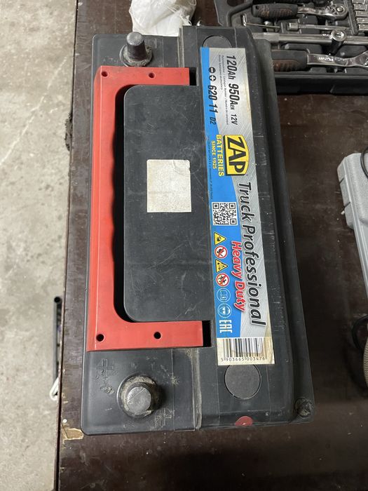 Akumulator 120Ah 950A ZAP ciągnik bus koparka