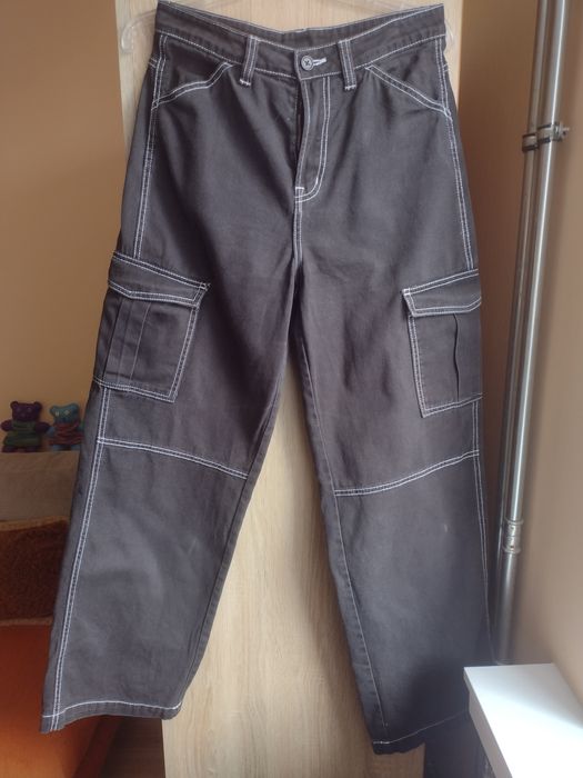 Czarne spodnie bojówki H&M 36
