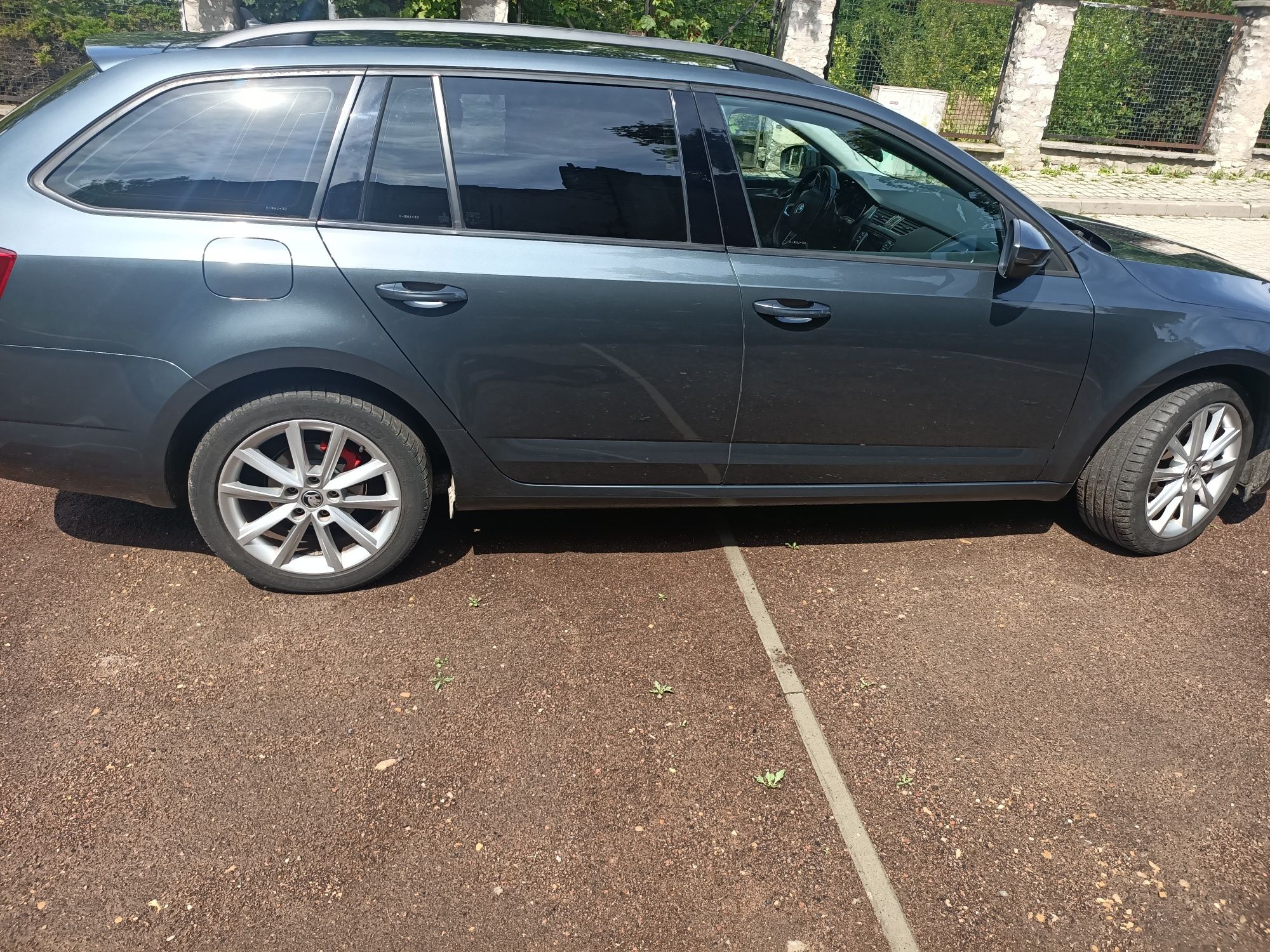 Skoda Octavia 1.4 benzyna 140km automat