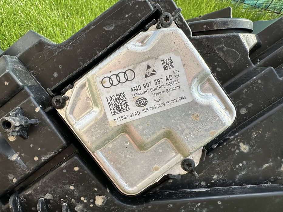 Lampa przednia prawa kompletna AUDI A5 XENON USA 8W 8W6  941  006E