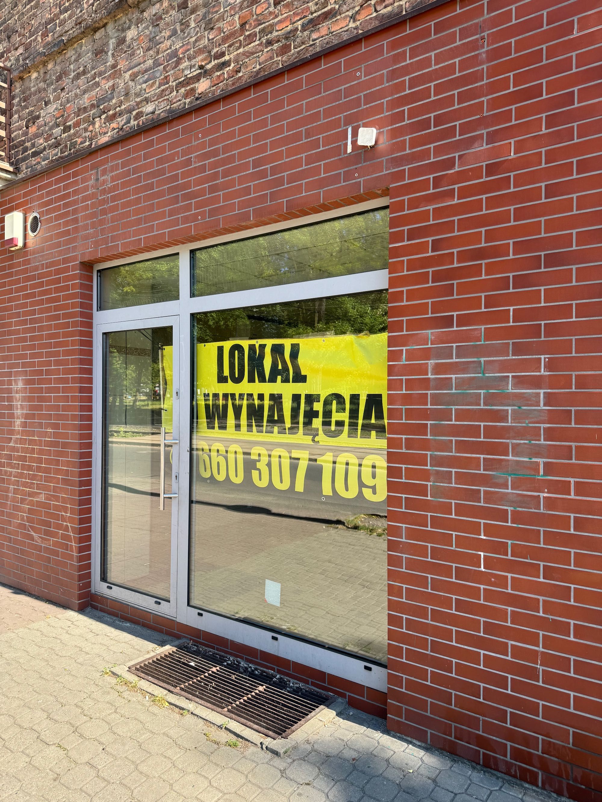 lokal po handel, usługi  70 m2 - Sosnowiec ul. Nowopogońska 55