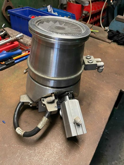 Pompa próżniowa, turbo Leybold TW 250 S