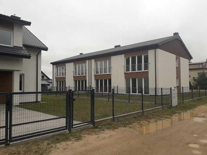 sprzedam dom w zabudowie szeregowej