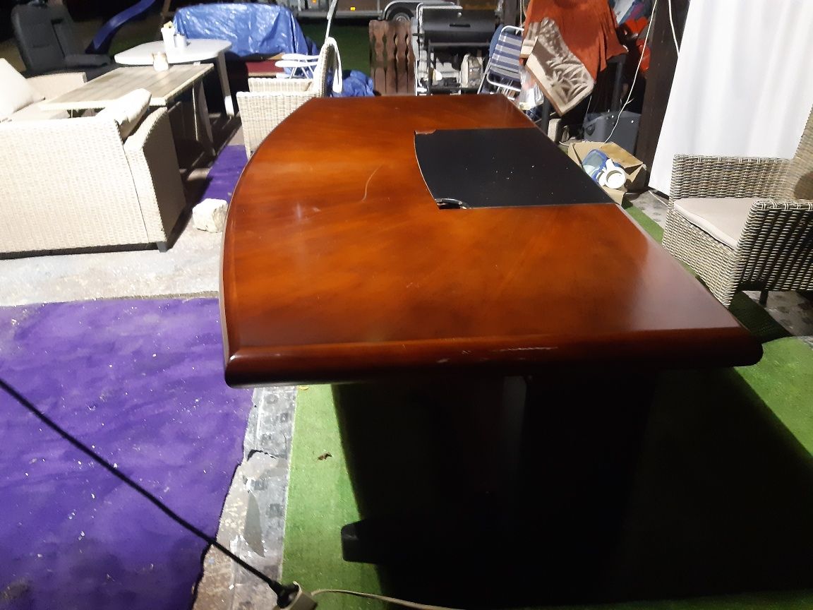 Biurko dyrektora z szufladami i na flagi debowe