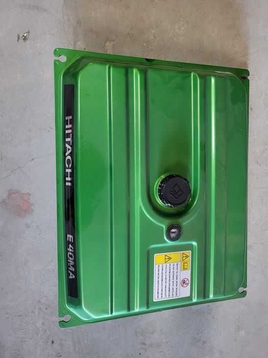 Zbiornik paliwa agregat Hitachi E40MA