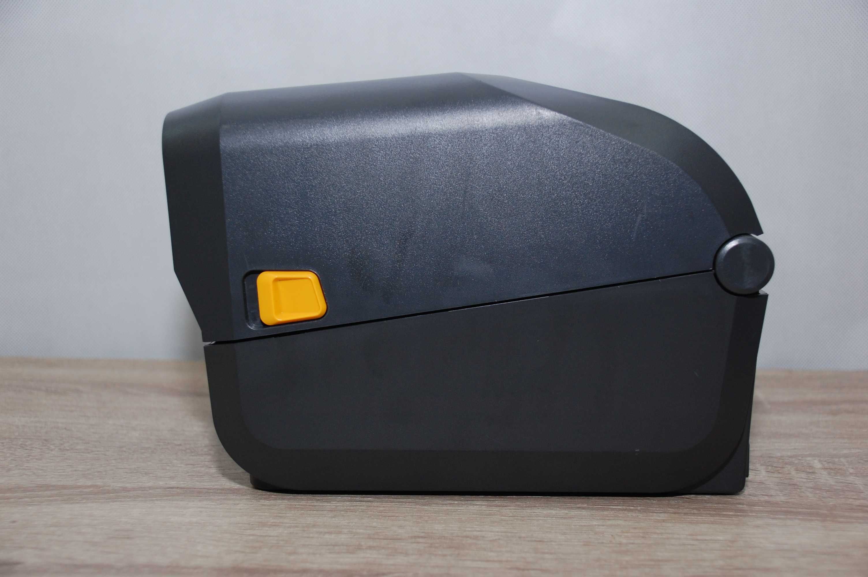 ZEBRA ZD420 термотрансферний принтер етикеток 101мм USB/Bluetooth