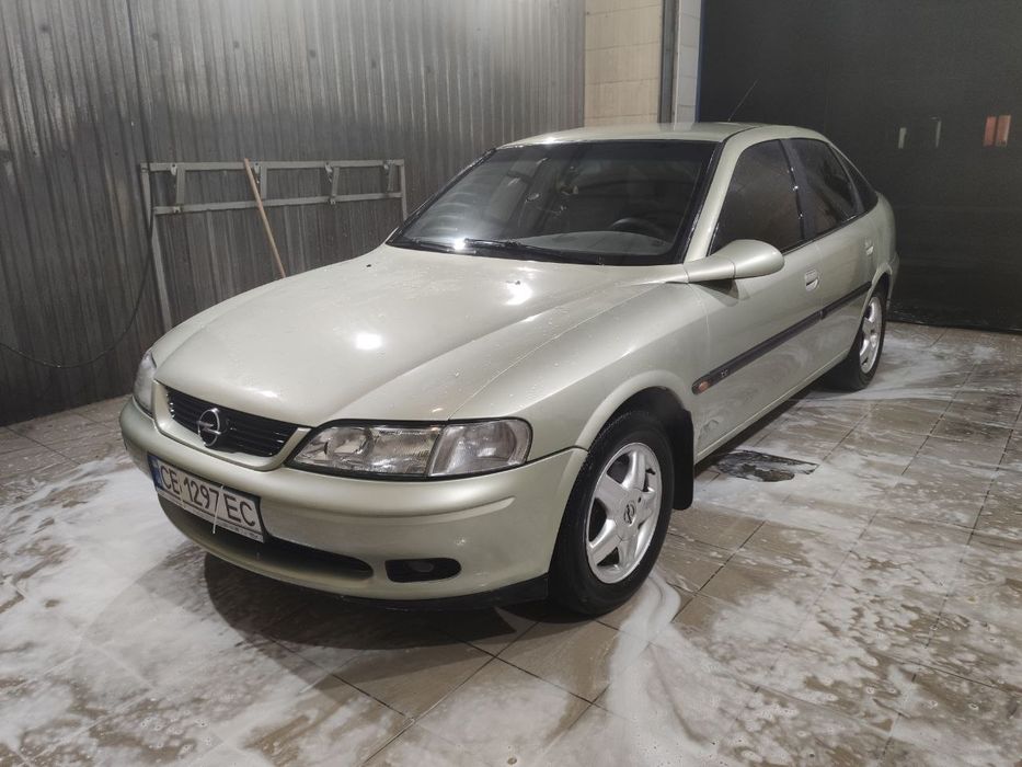Продам хороший автомобиль с хорошей комплектацией