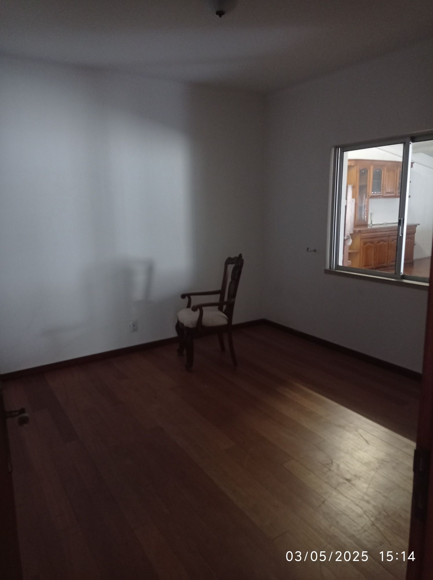 Moradia em Ançã composta por habitação e comércio