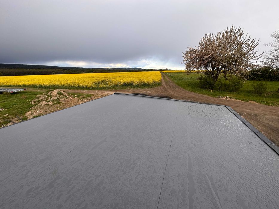 Wiata samochodowa garaż budynek gospodarczy altana