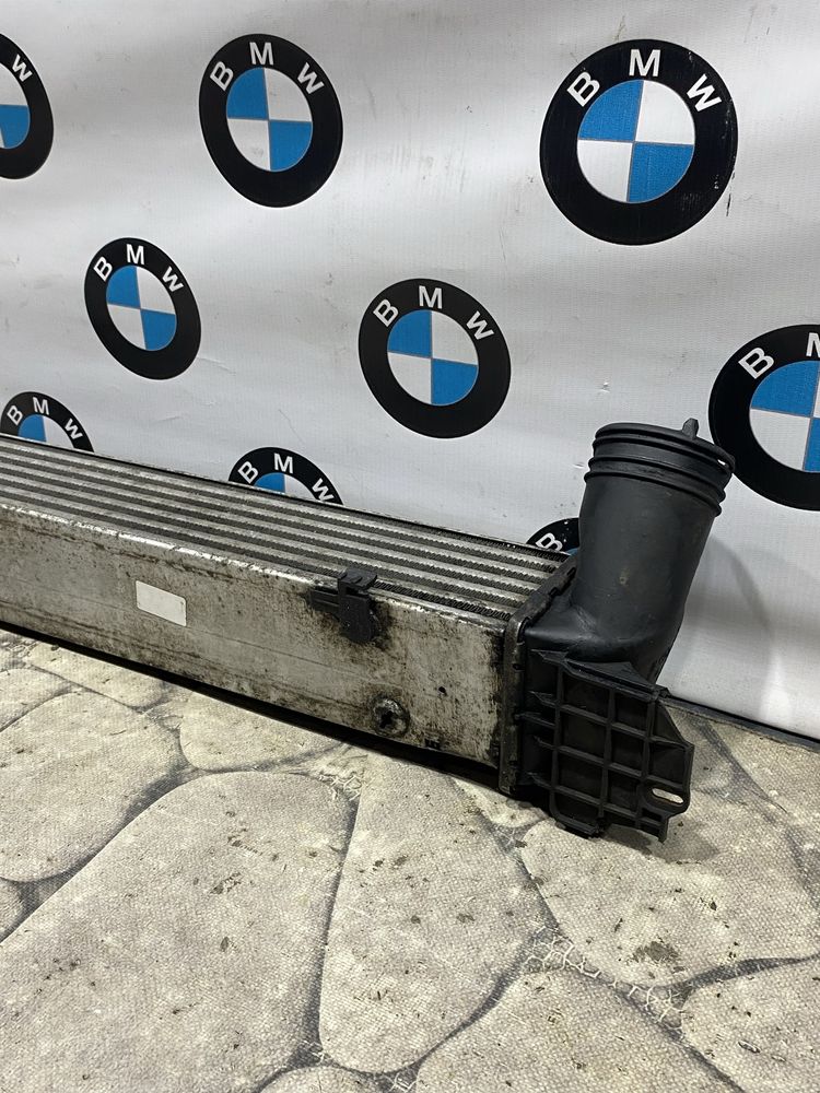 Інтеркулер BMW E81/Е84/E87/Е90 Код:810
