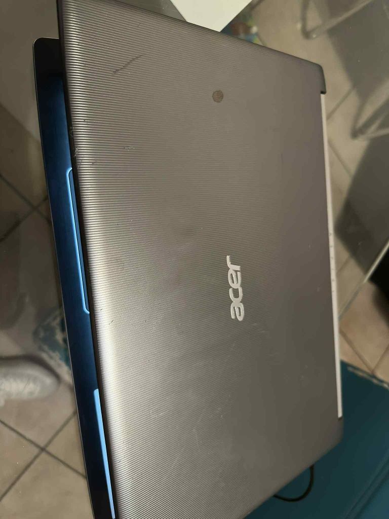 Portátil Acer I5 8th 8gb ram Windows 11