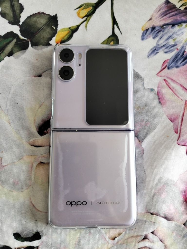 Oppo Find N2 Flip
