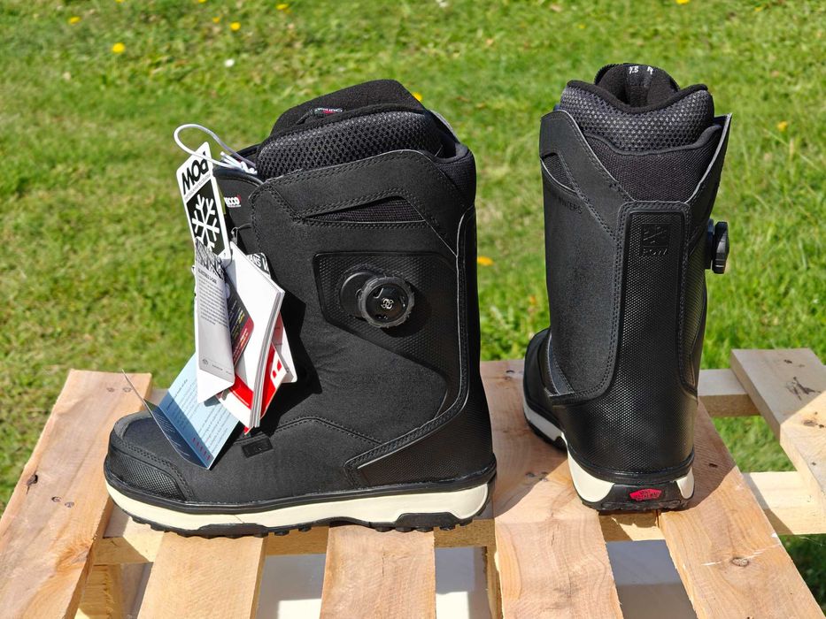 Nowe Vans Cirro r. 40 25.5 cm - buty snowboardowe