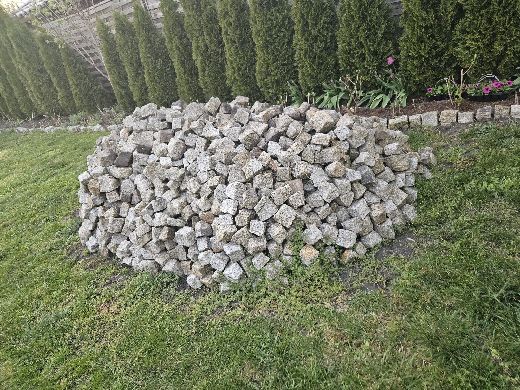Kostka granitowa