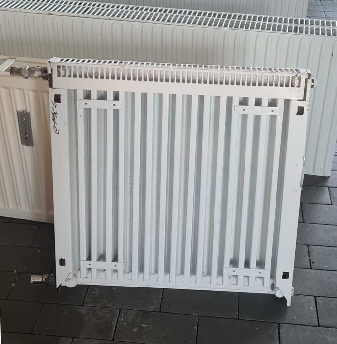 Grzejnik Używany 60x60 C11 / CV11