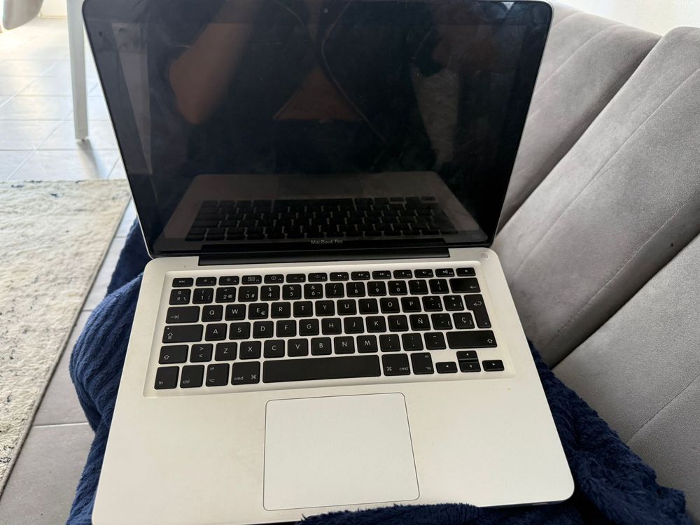 Macbook pro 2011