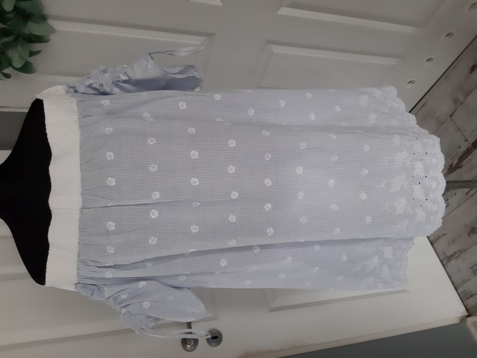 Reserved błękitna haftowana sukienka hiszpanka, krój oversize, boho, S