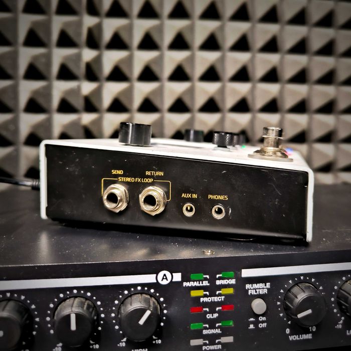 Multiefekt gitarowy / basowy Hotone Ampero II stomp MP-300