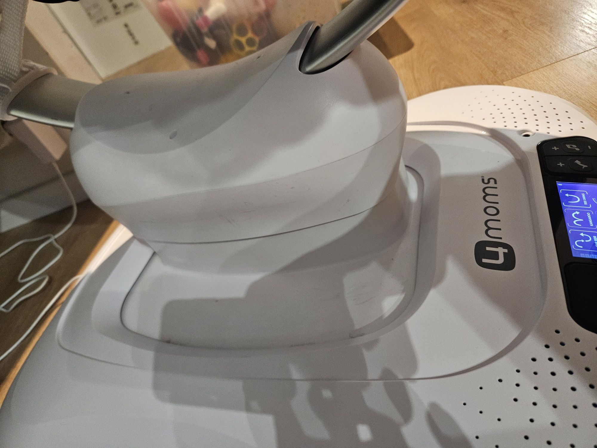 Bujaczek 4moms mamaRoo 4