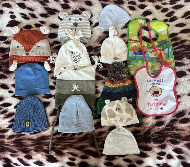 Шапка шапочка слюнявчик