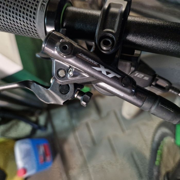 Rower elektryczny Cube