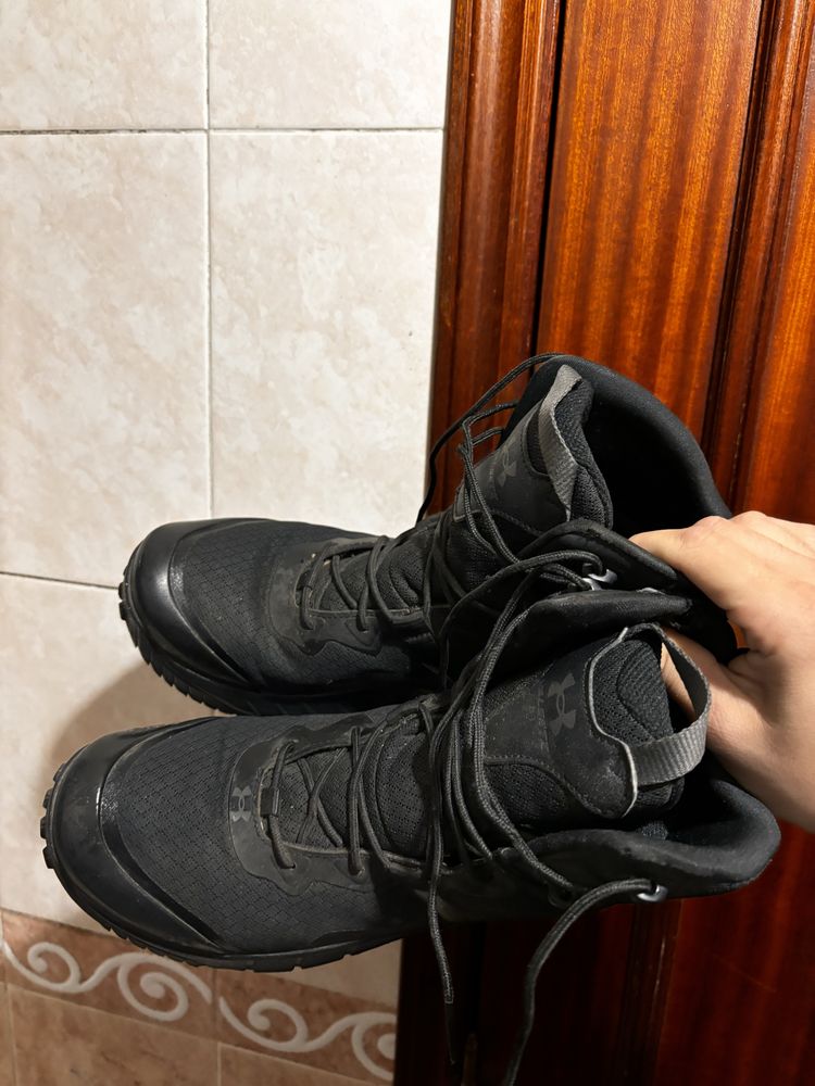 Botas taticas Under Armour Vastez 2 pares!