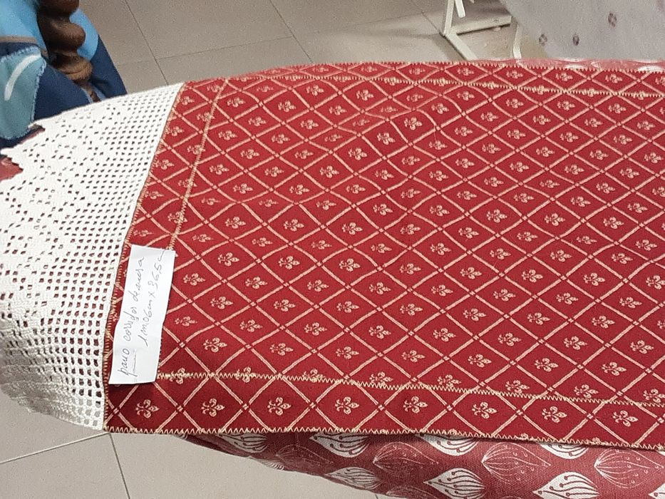 Corredor de mesa bom tecido