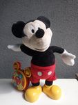 Mickey canta e conta histórias