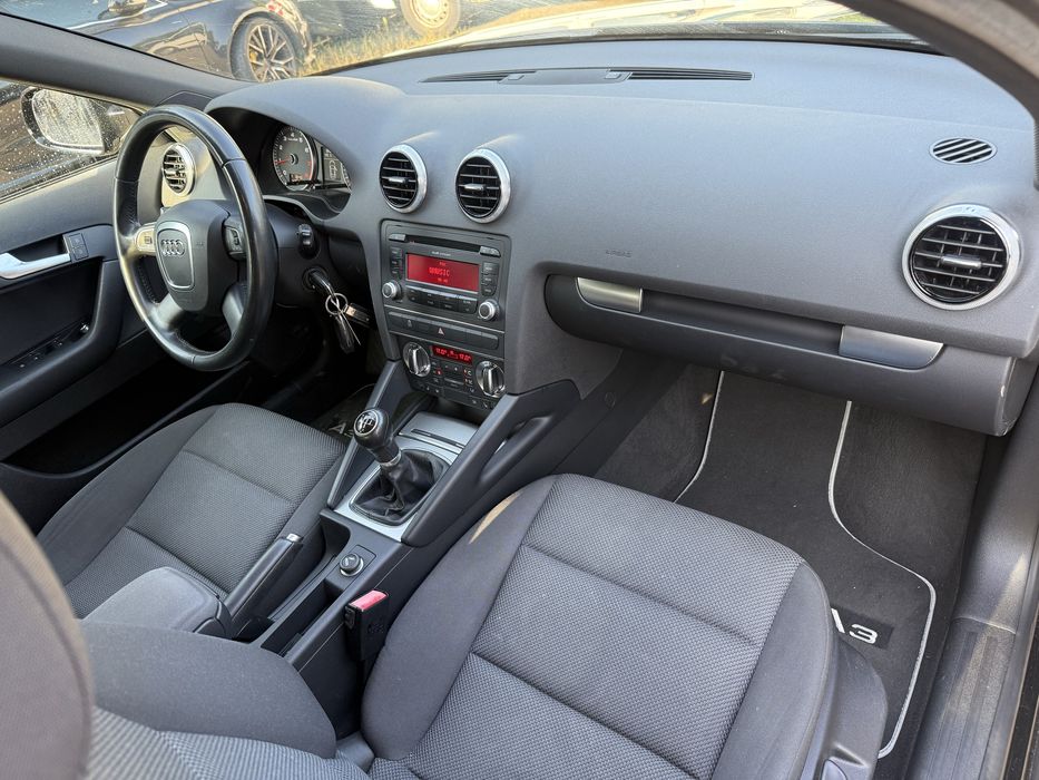 Sprzedam audi A3  lift 1.6 MPI  102km benzyna 2010 r