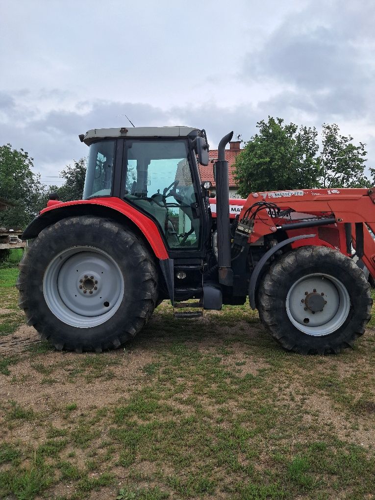 Massey ferguson 6465 z orginalnym Turem wystawiam fakturę VAT