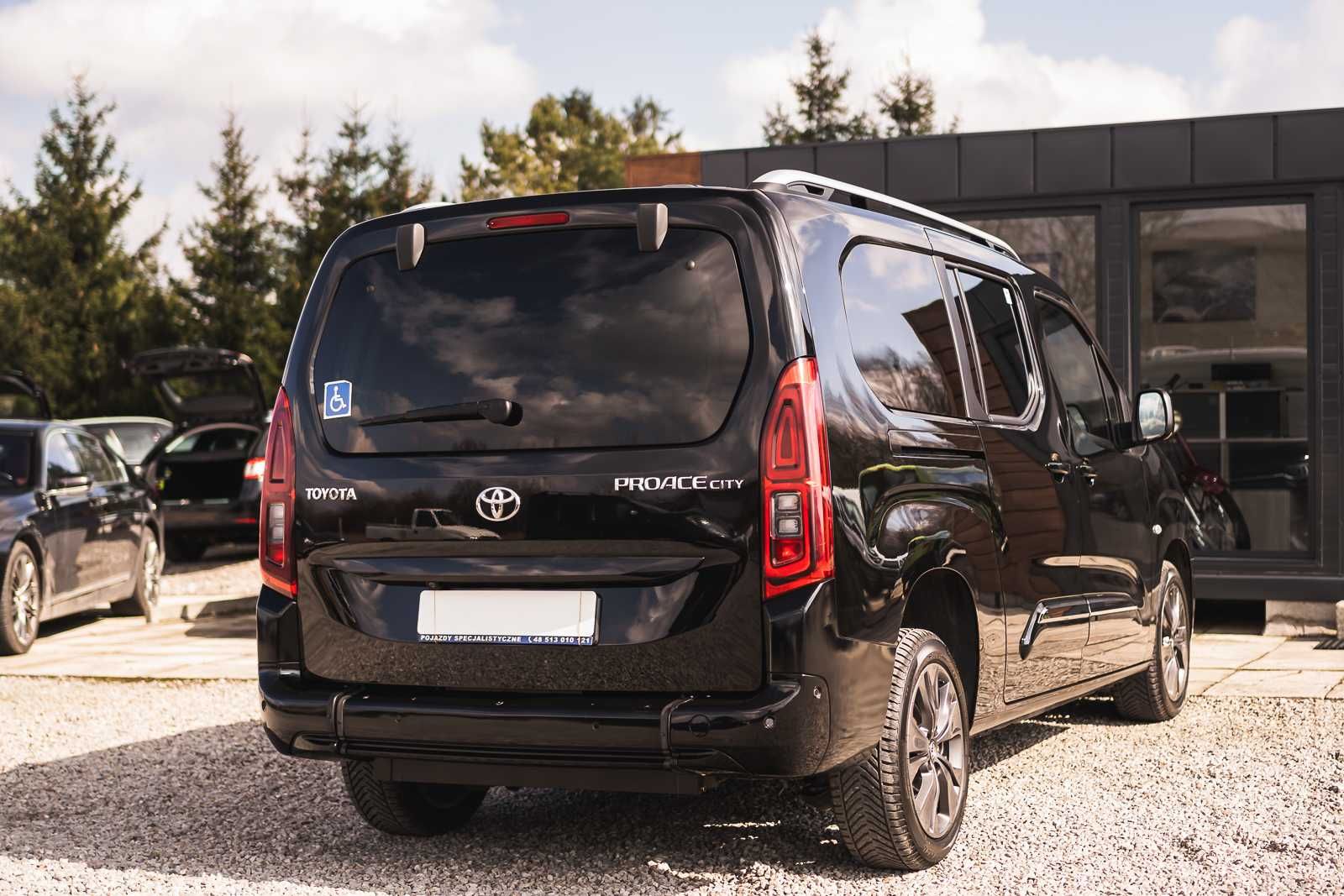 WYNAJEM Pojazdu do przewozu osób z niepełnosprawnościami VW CADDY maxi