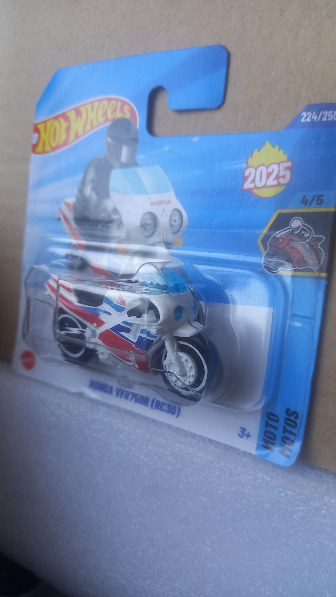 Honda vfr750r rc30 hot wheels
