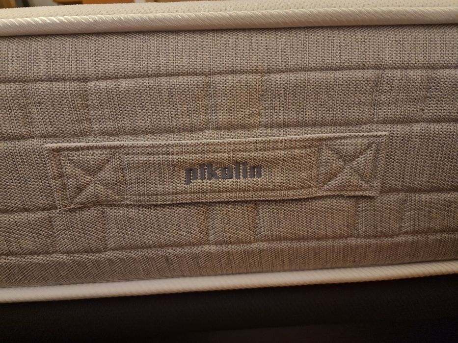 Colchão de casal (200x160)