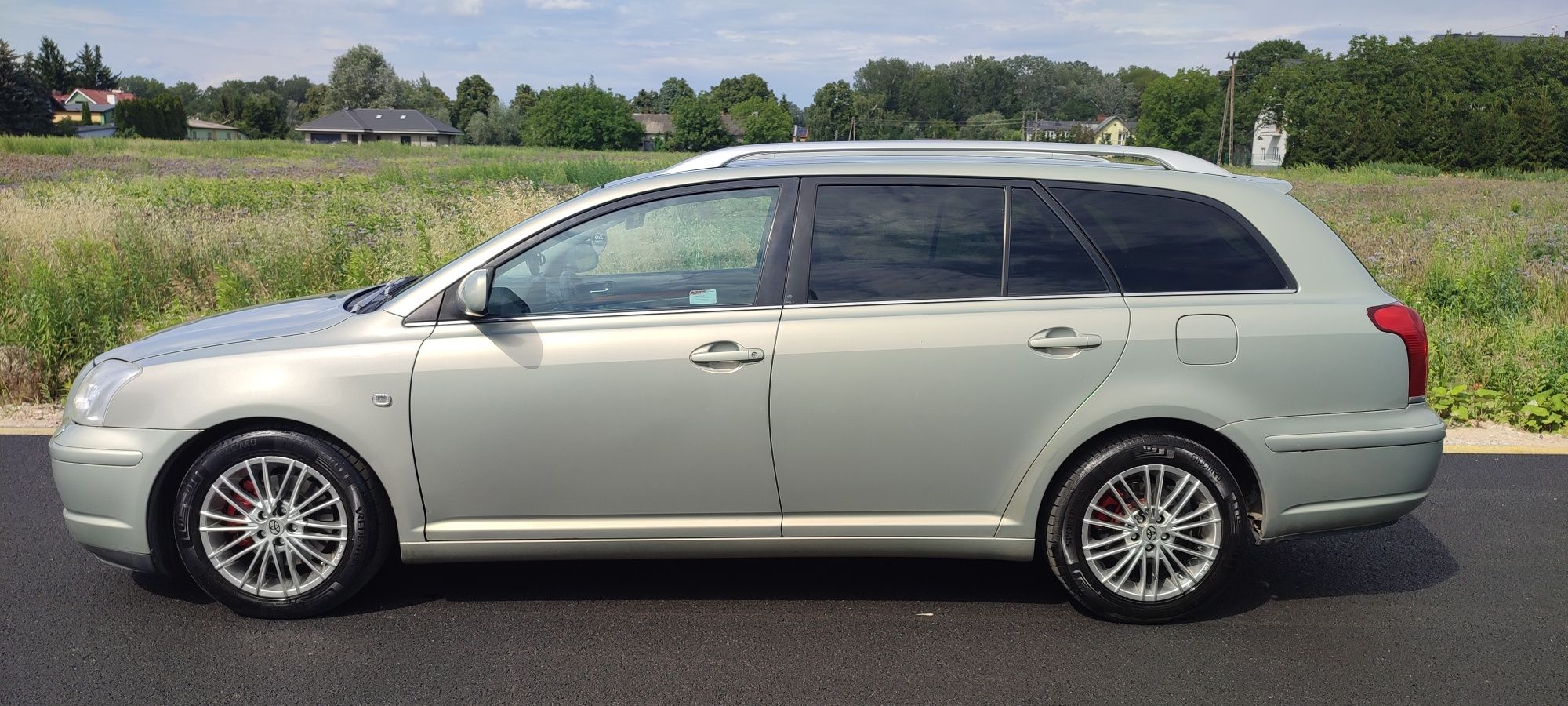 Toyota Avensis t25 2.0 benzyna + LPG  automat 2003r.