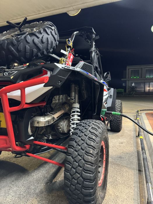 Polaris rzr 1000 turbo