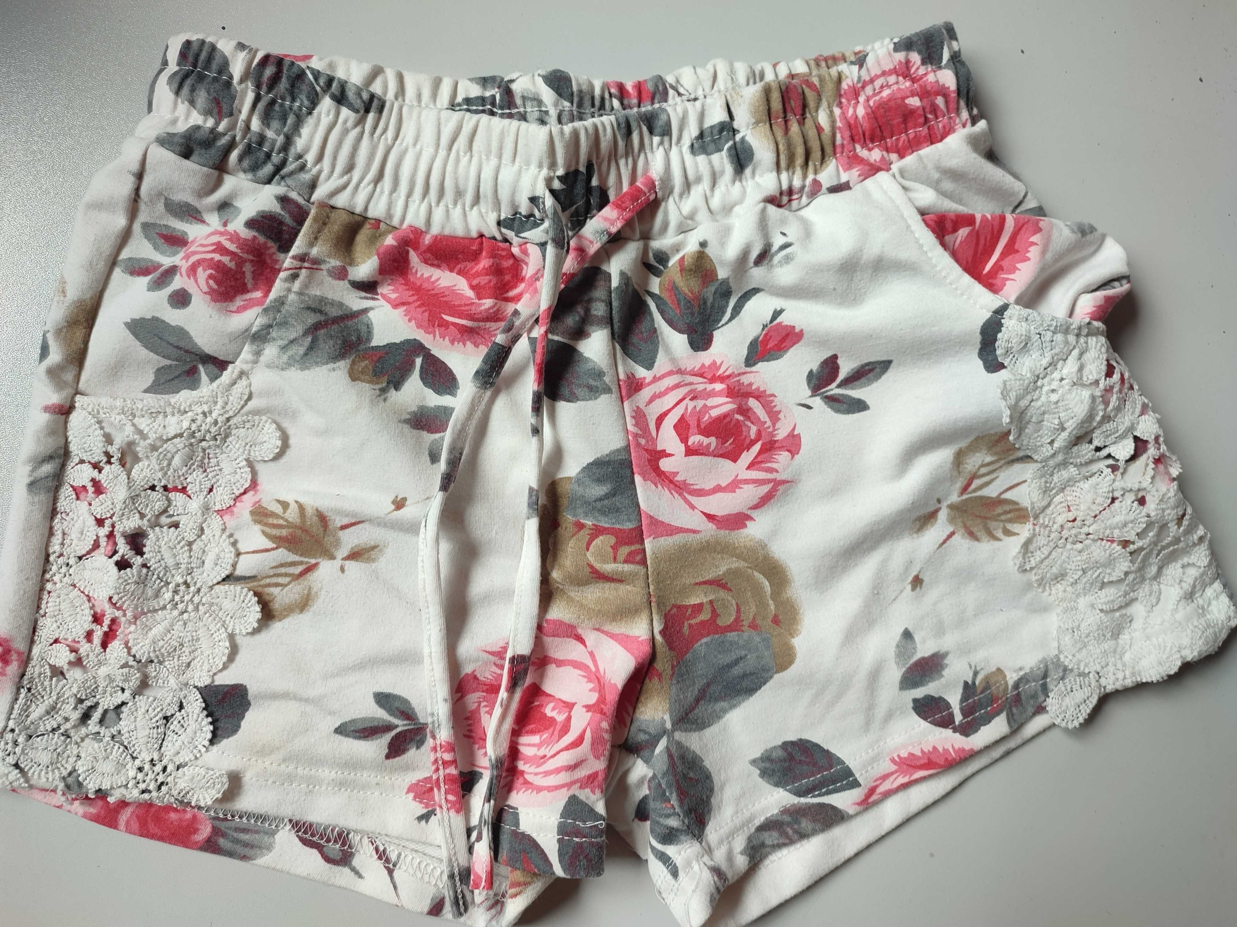 Spodenki w kwiaty S