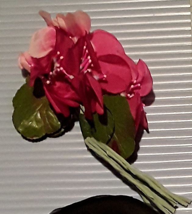 Alfinetes / Pregadeiras formato flor