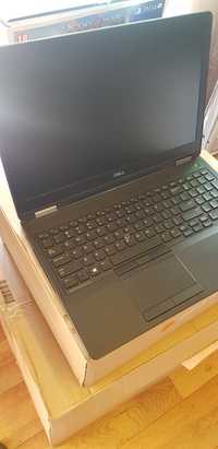 Laptop Dell  Precision 3510