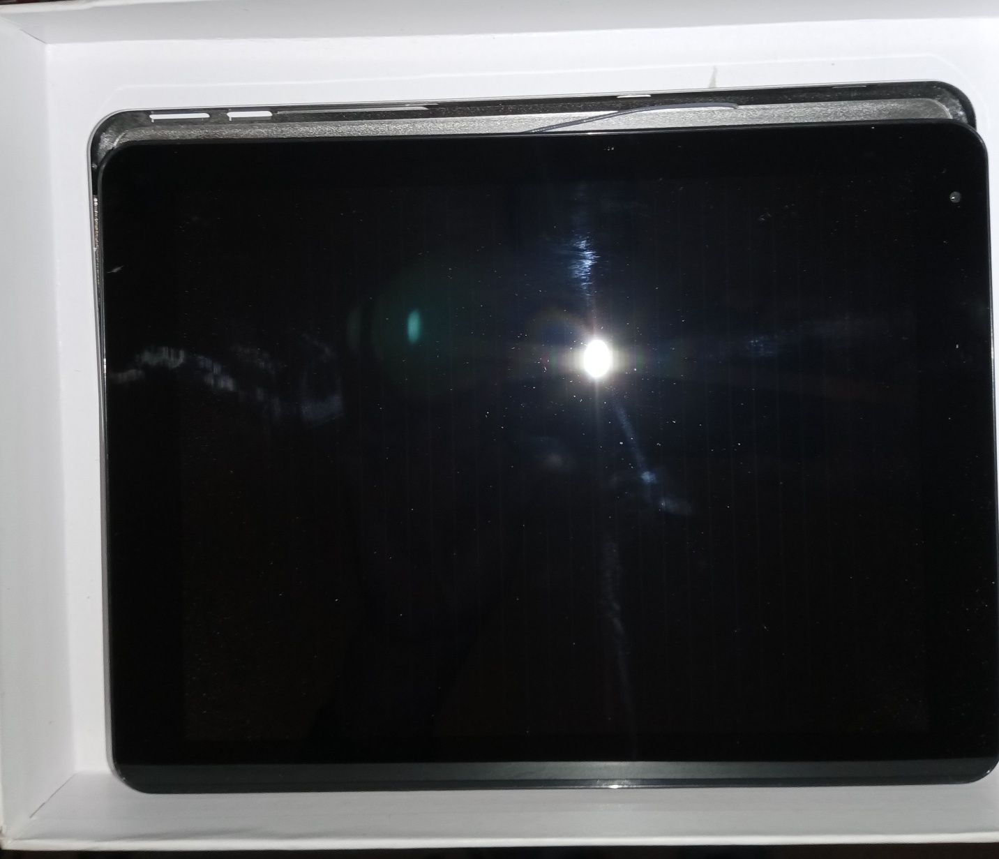 Tablet Kiano uszkodzony
